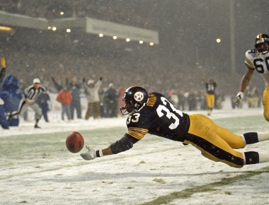 The Immaculate Reception: Franco Harris's Iconic Play